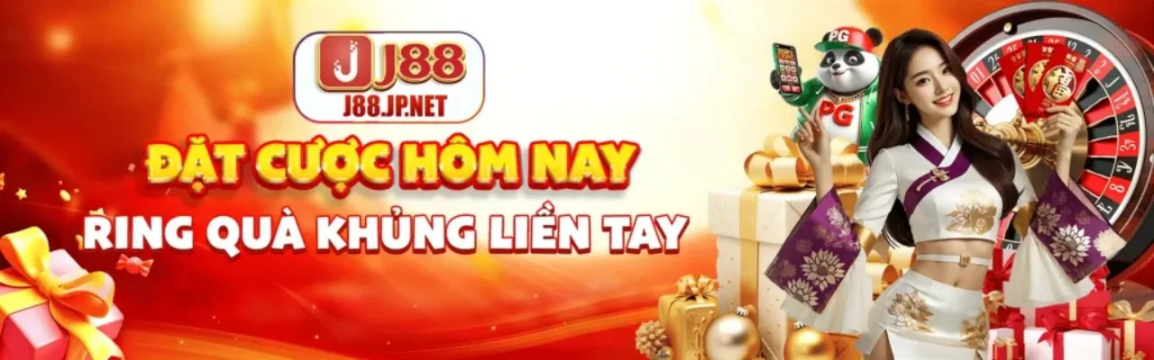 Giao diện ứng dụng km1888b app với các trò chơi cá cược và nút tải xuống